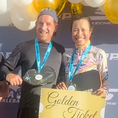 taryn-and-will-gold-medals-podum-square taryn-and-will-gold-medals-podum-square